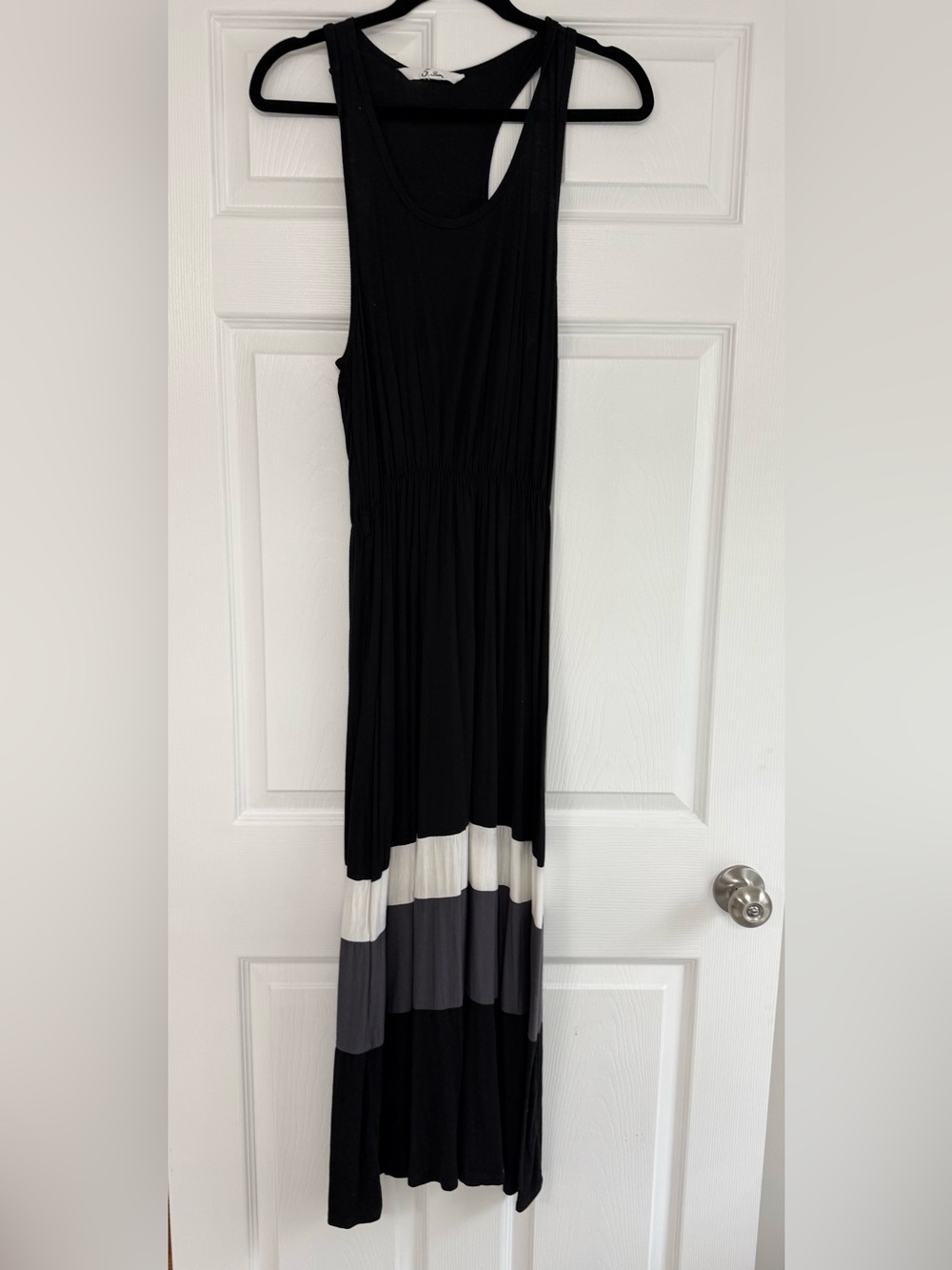 Sleeveless Colorblock Maxi Dress - Black, White & Gray